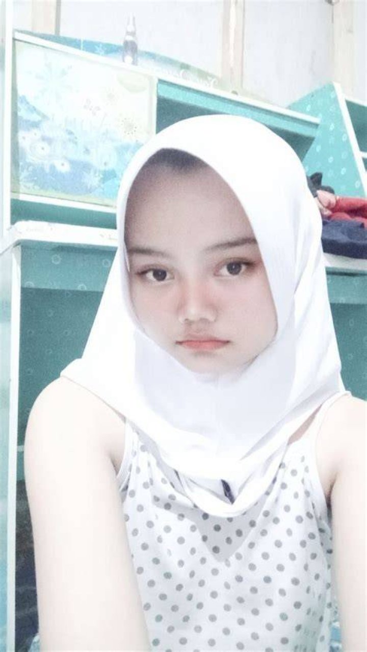 Bokep jilbab hijab Indonesian adult niche category