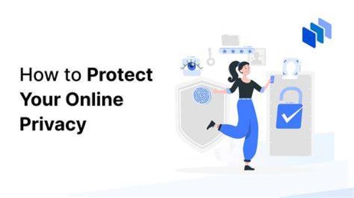 Online privacy in adult niche community forums